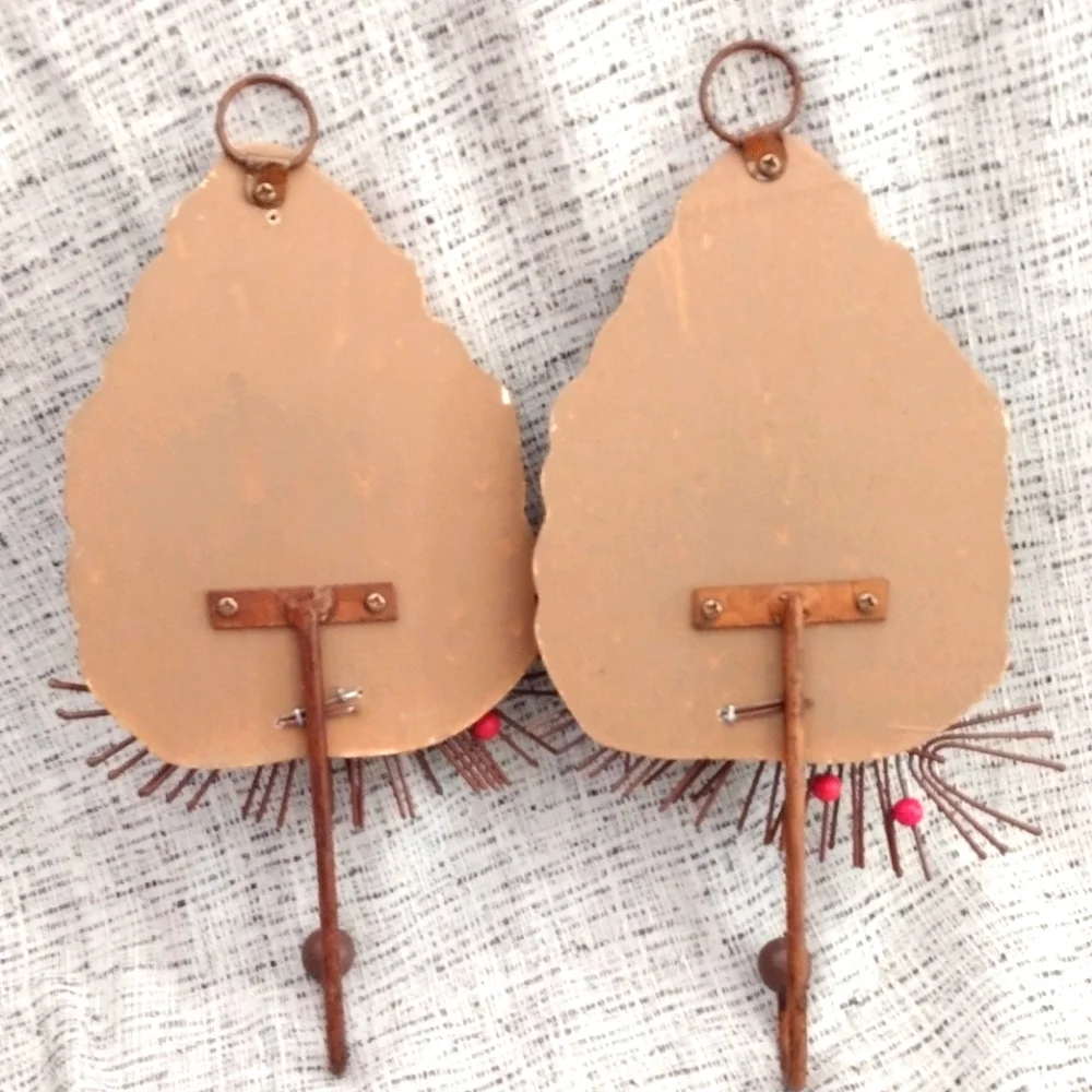 2‎ Holiday Pine Cone hooks/hangers